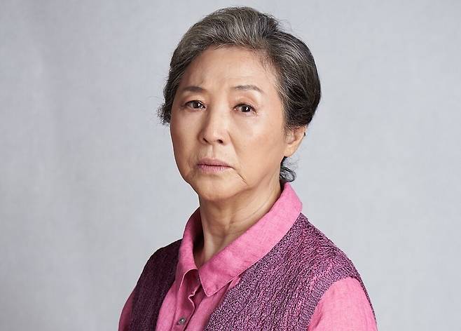 고두심이 7년 만에 음악극 ‘누가 이 사람을 모르시나요’(7일까지 성남아트센터)에 출연한다. 블리츠웨이스튜디오 제공