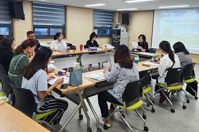 김해시-인제대 협업 '통합인지놀이지도사' 양성과정  [인제대 제공. 재판매 및 DB 금지]