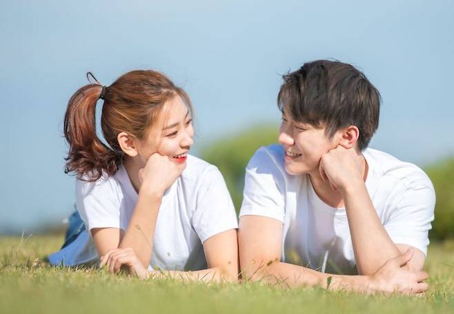 부부간 생리현상 트기는 상대의 성향에 따라 관계 개선에 도움이 될 수도, 안 될 수도 있다./사진=게티이미지뱅크