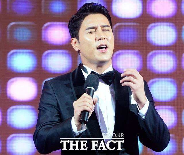 장민호는 오랜 무명생활을 거쳐 내공을 다진 대표적인 가수로 꼽힌다. TV조선 트로트 오디션 '미스터트롯'에 출연한 뒤 인생역전을 일궜다. /더팩트 DB