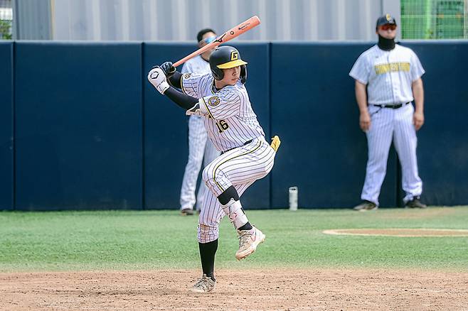 타자로 나선 추세현. 사진 | 경기상고