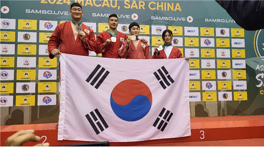 왼쪽부터 한국 스포츠 삼보 국가대표 강진수, 박호성, 신재용, 이승희. 사진=대한삼보연맹