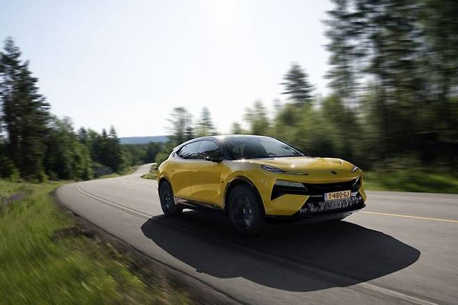 로터스 하이퍼 전기 SUV '엘레트라'