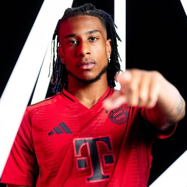 직전 2023-2024시즌에는 가파르게 성장하며 득점력이 폭발했다. 리그 19경기에만 나섰으나, 10골 6도움을 폭발시켰다. 잦은 햄스트링 부상에도 늘 곧바로 기량을 회복하며 거둔 성과였다. 무엇보다 그의 나이는 아직 22세다.