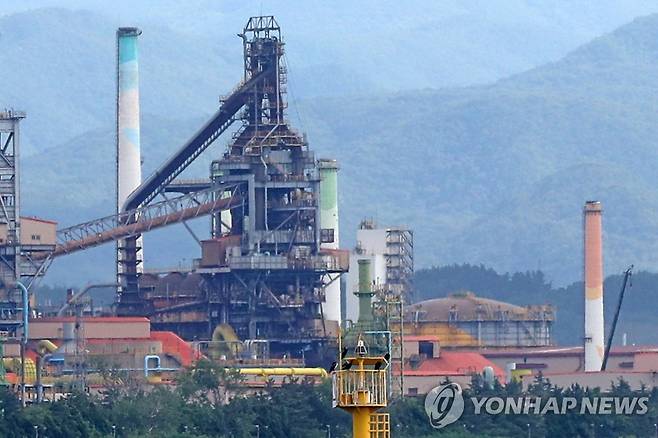 포스코 포항제철소 1고로 포항 영일만에서 바라본 포스코 포항제철소 1고로.
[촬영 손대성]