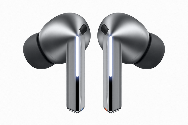 갤럭시 버즈3 프로 실버ⓒ삼성전자