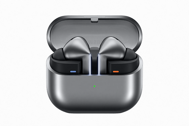 갤럭시 버즈3 프로 실버ⓒ삼성전자