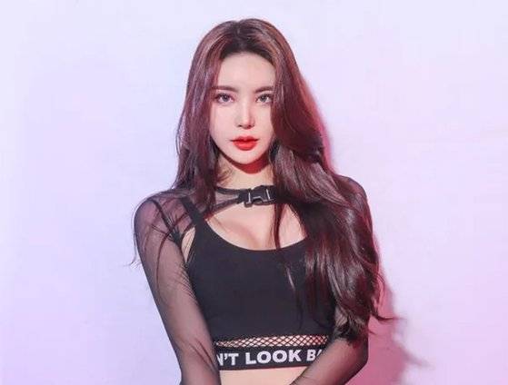 DJ예송. [온라인 커뮤니티]