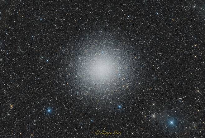 구상성단 오메가 센타우리./유르겐 스타인