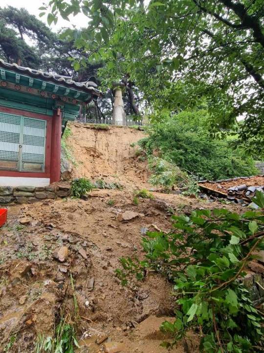 부여 대조사 석조미륵보살입상. 국가유산청 제공