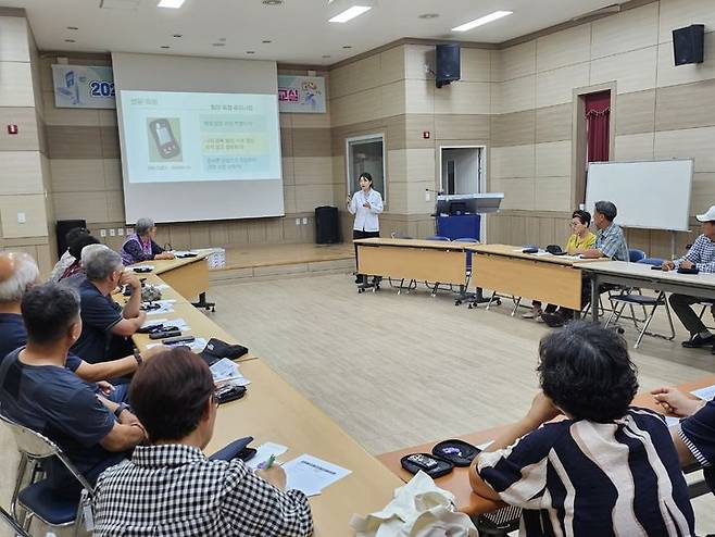 보은보건소 당뇨병 맞춤형 사례관리 교실 교육 모습. (사진=보은군보건소 제공) *재판매 및 DB 금지