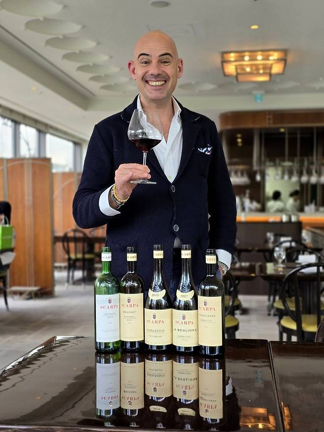 한국을 찾은 다비데 샴피온 스카르파 CEO. 최현태 기자