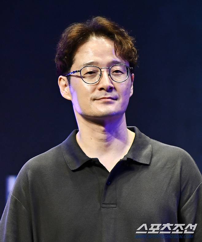 디즈니플러스 드라마 '폭군' 제작보고회가 15일 서울 삼성동 그랜드 인터컨티넨탈 서울 파르나스 그랜드볼룸에서 열렸다. 박훈정 감독이 포즈 취하고 있다. 정재근 기자 cjg@sportschosun.com/2024.7.15/