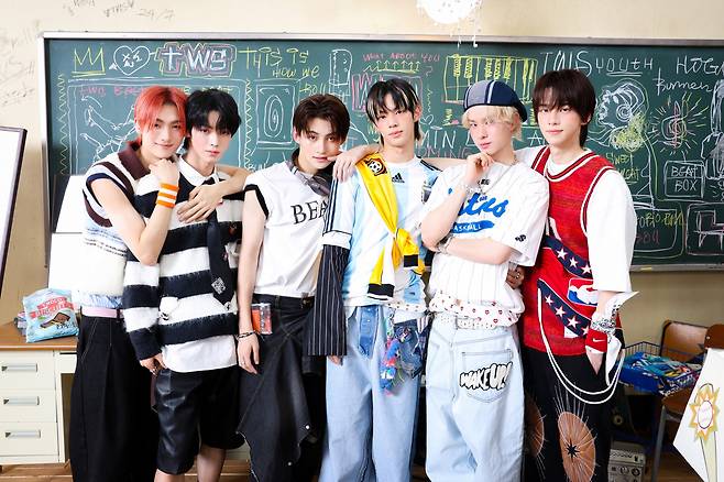 투어스 [플레디스 엔터테인먼트 제공]