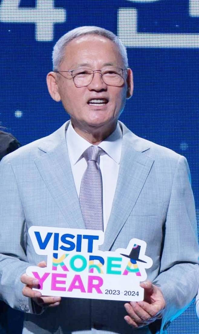 유인촌 문화체육관광부 장관