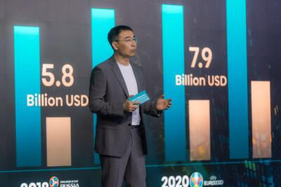 Fisher Yu, President of Hisense Group, delivered the keynote address titled "Beyond Champion, Beyond Glory" (PRNewsfoto/Hisense)