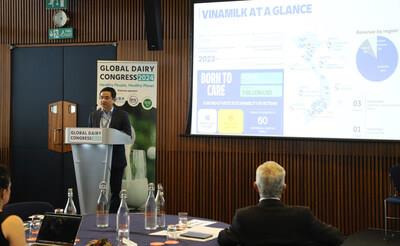 Vinamilk's presentation showcased its commitment to sustainability  and innovation in the dairy industry (PRNewsfoto/Vinamilk)