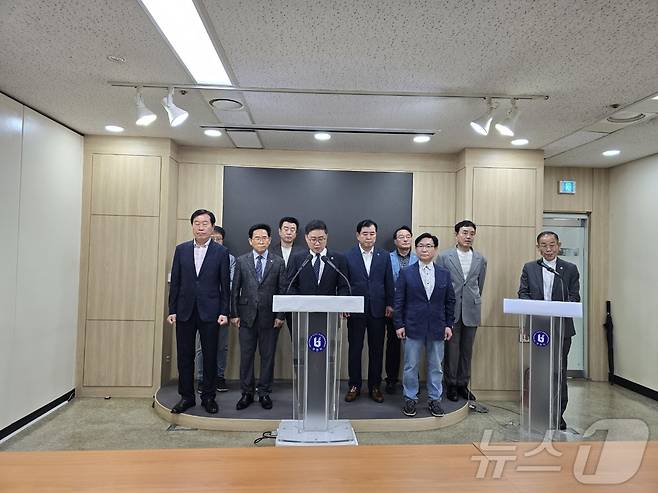 발언하고 있는 부천시체육회장(부천시체육회 제공)/뉴스1