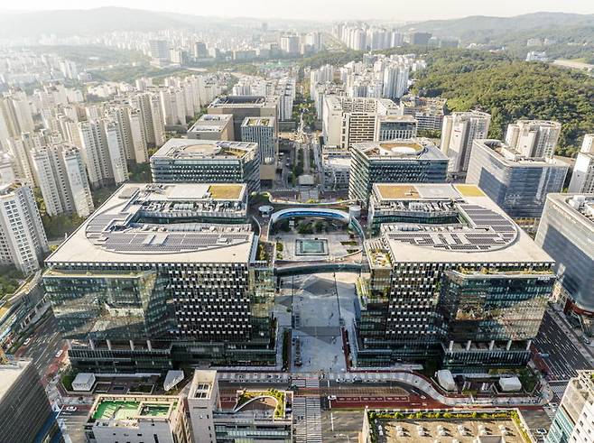 [서울=뉴시스] '2024 대한민국 국토대전'에서 대통령상을 수상한 '판교 알파돔시티 복합시설 6-1, 6-2 및 컬쳐밸리(설계사 희림종합건축사사무소)'. 2024.07.17. (사진 제공=국토부) photo@newsis.com *재판매 및 DB 금지