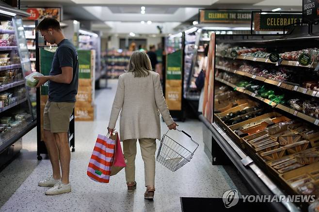 영국 한 슈퍼마켓 [EPA 연합뉴스 자료사진. 재판매 및 DB 금지]