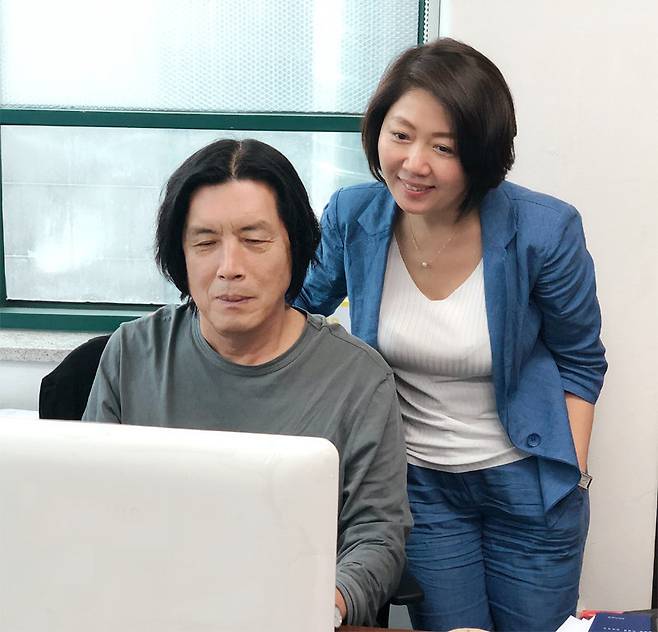 2018년 7월 이창동 감독을 찾아가 인터뷰할 때 모습.
판샤오칭 교수 제공