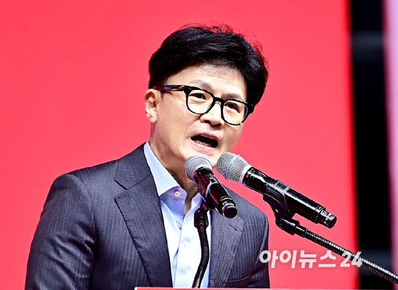 국민의힘 한동훈 당대표 후보가 지난 17일 경기 고양 소노아레나에서 열린 국민의힘 제4차 전당대회 서울·인천·경기·강원 합동연설회에서 정견 발표를 하고 있다. [사진=곽영래 기자]