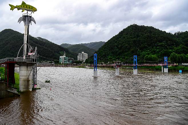 화천천 전경