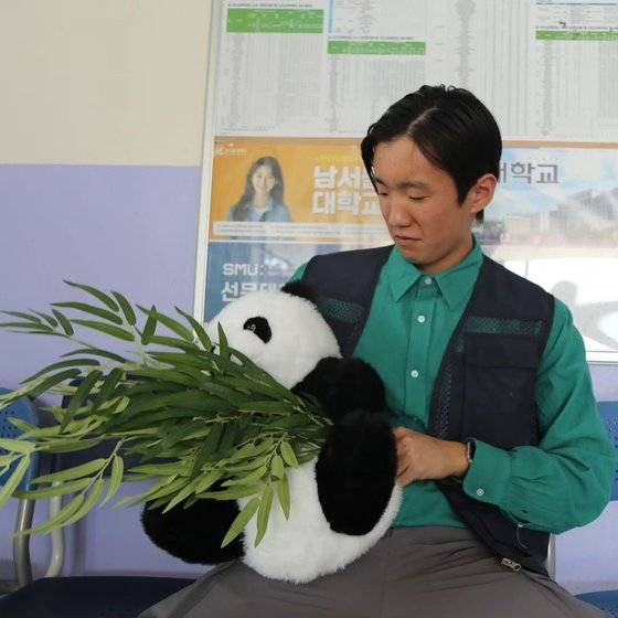 강바오와 푸바오. 사진 의정부고 자치회 인스타그램