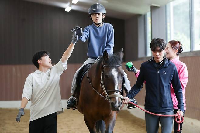 )한국마사회, 2024년‘재활승마 활성화 지원사업’시행. 사진 | 한국마사회