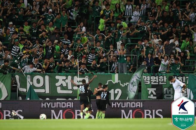 전북이 안드리고의 활약에 힘입어 울산을 꺾었다. 사진=프로축구연맹