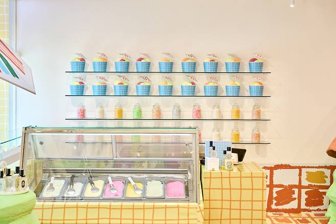 차별화된 브랜드 경험을 위해 올여름 딥티크는 향을 입힌 아이스크림을 만날 수 있는 향수 팝업 매장을 기획했다. [신세계인터내셔날 제공]
