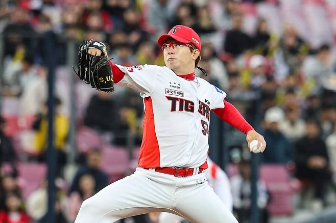 ▲ 23일 NC전에서 9이닝 95구 완투승을 거둔 양현종 ⓒKIA타이거즈