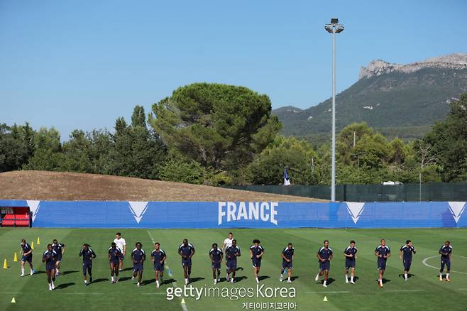 훈련 중인 2024 파리 올림픽 축구 대표팀 선수들. 사진=게티이미지