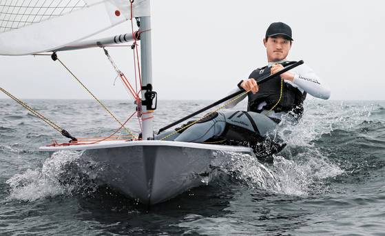 Korean sailor Ha Jee-min poses in Busan on July 8.  [JOONGANG ILBO]
