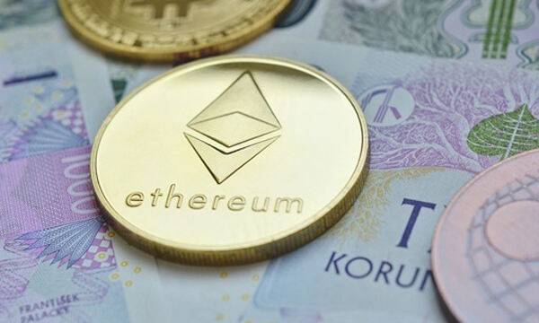 가상화폐 이더리움(ETH). 픽사베이