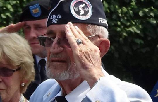 27일 유엔군 참전의날 행사에서 6·25전쟁 영웅인 고 윌리엄 어니스트 웨버 육군 대령(참전당시 대위)에게 을지무공훈장이 추서된다. 사진은 생전의 웨버 대령. 국가보훈부 제공