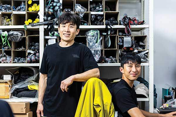 &nbsp;BD 코리아 A/S 담당 한정희 주임(왼쪽)과 김동현 주임.