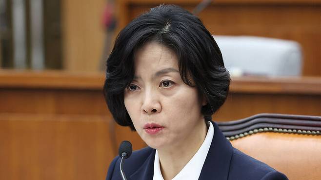 지난 25일 국회인사청문특별위원회 인사청문회에서 위원 질의에 답변하는 이숙연 대법관 후보자