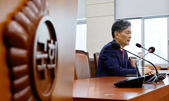 조지호 경찰청장 후보자가 29일 오후 서울 여의도 국회 행정안전위원회에서 열린 인사청문회에서 의원 질의에 답하고 있다. 뉴스1