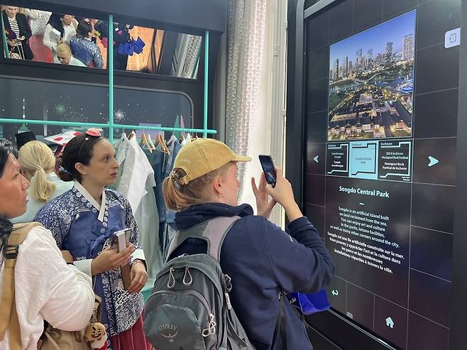 한국관광공사가 지난 25일부터 파리 코리아하우스 내 한국관광 홍보관을 운영 중이다. / 사진=한국관광공사