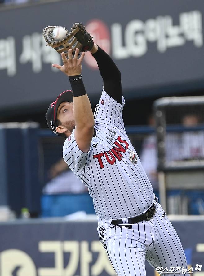 LG 내야수 오스틴은 30일 잠실구장에서 열릴 '2024 신한 SOL Bank KBO 리그' 삼성과 주중 3연전 첫 번째 맞대결에서 3번 지명타자로 선발 출전한다. 오스틴은 지난 25일 사직 롯데전에서 수비하다 포수 박동원과 충돌해 부상당했다. 엑스포츠뉴스 DB