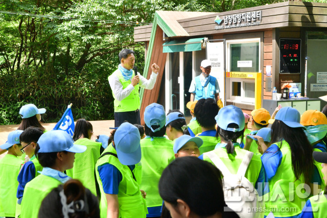 ▲장성군이 영산강 환경 살리기 대규모 탐사 활동을 시작했다ⓒ장성군