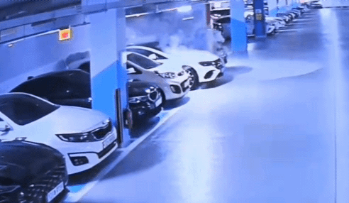 인천 청라 아파트 지하주차장 CCTV 영상ⓒ연합뉴스(독자제공)