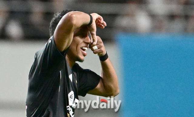 31일 서울 상암월드컵경기장에서 '쿠팡플레이시리즈 1경기, 팀 K리그와 토트넘 홋스퍼'의 경기가 열렸다. 오베르단이 후반전 골을 넣고 기뻐하고 있다./사진 = 유진형 기자