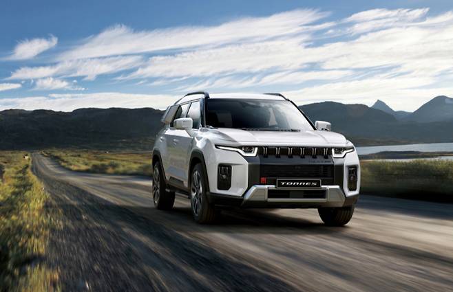 '더 뉴 토레스'/사진=KG모빌리티 제공