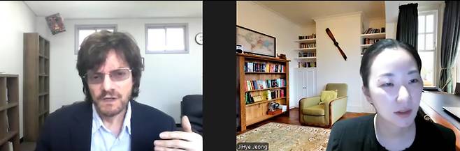 브라이언 마이어스 교수(왼쪽)이 지난달 23일 세계일보의 화상 인터뷰에 응하고 있다.