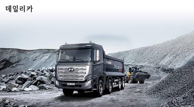 엑시언트 프로 24톤 덤프