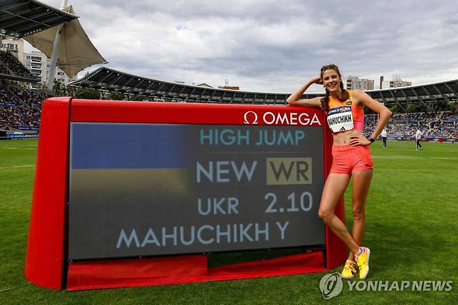 지난 7월 37년 만에 세계신기록을 갈아 치운 마후치크 [AFP=연합뉴스]