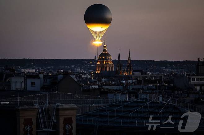 파리 올림픽 성화대. ⓒ AFP=뉴스1 ⓒ News1 김지현 기자