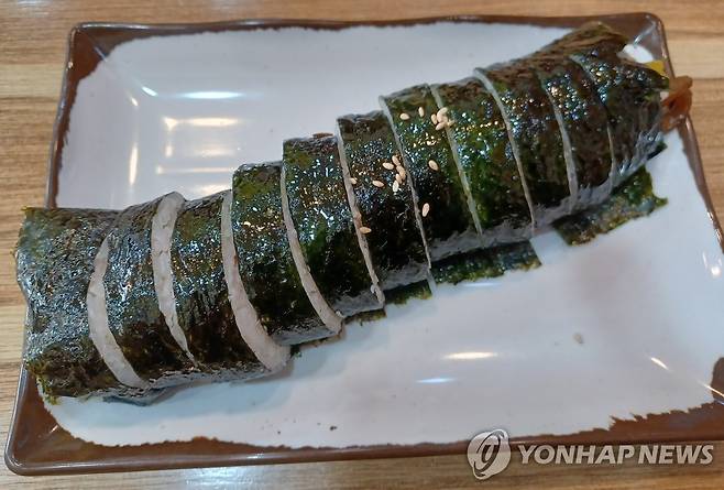 김밥 한 줄 [촬영 안 철 수]